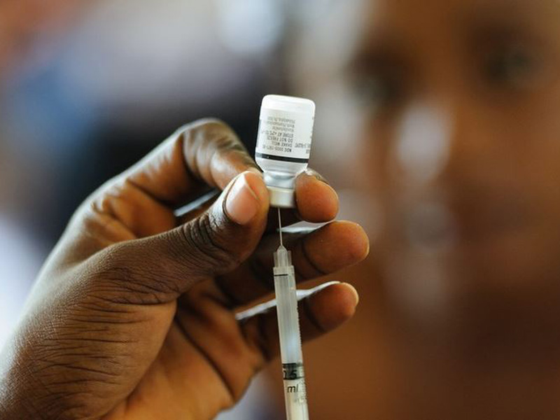 La OMS prevé 2000 millones de vacunas seguras contra el COVID-19 para 2021