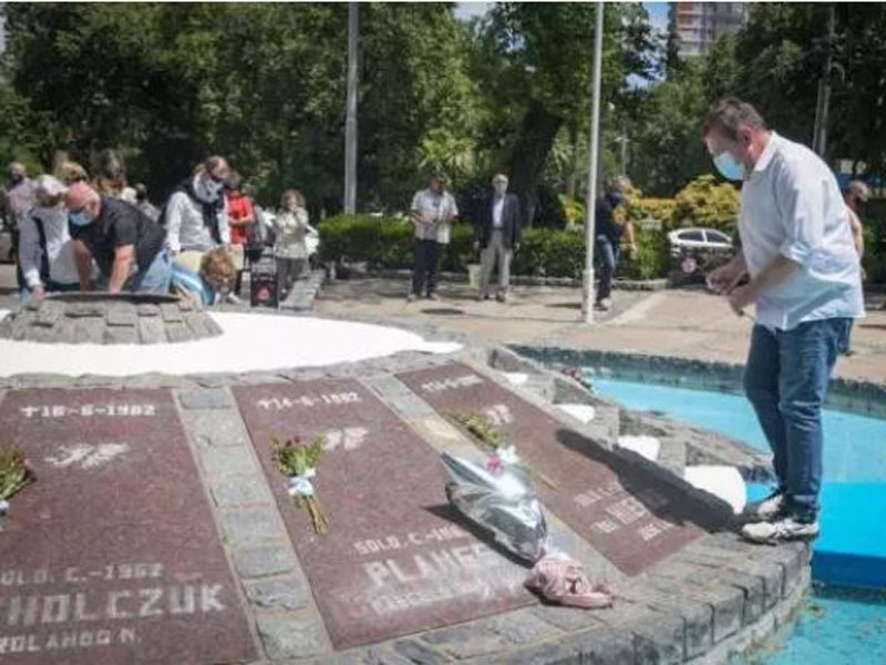 Se celebró el 34º aniversario de la inauguración del Monumento a los Caídos en Malvinas