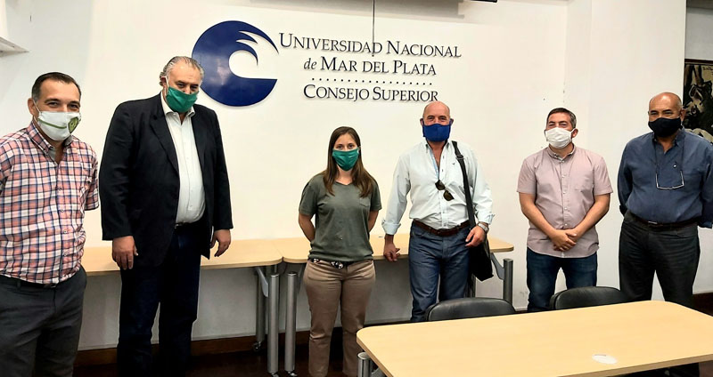 Mutualistas se reunieron con el Rector de la UNMdP