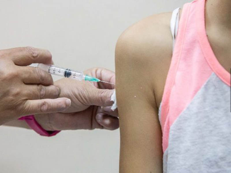 11 mil dosis de vacunas contra la Meningitis