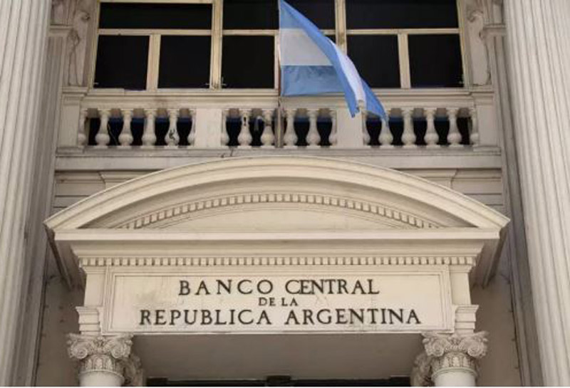 Paro por despidos en el Banco Central