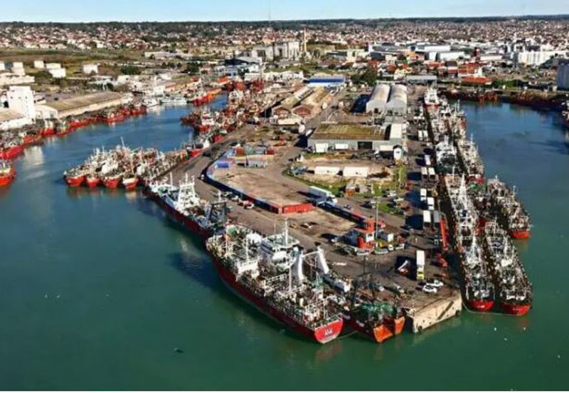 “A horas de Semana Santa la pesca no resiste más”