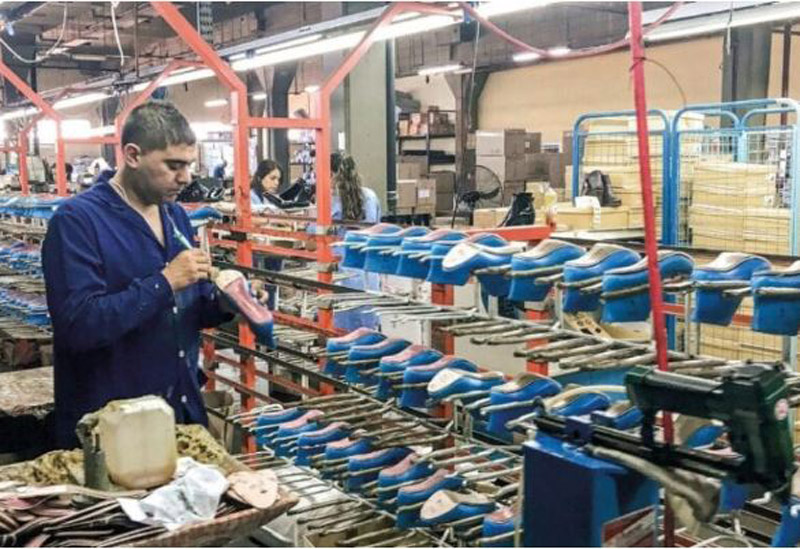 La falta de demanda interna enfría la industria