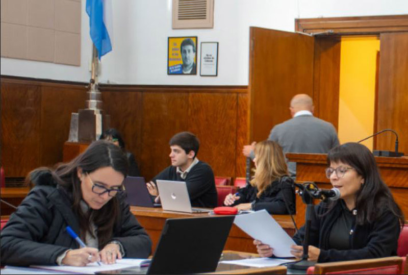 Educación abrió una jornada con varias convocatorias