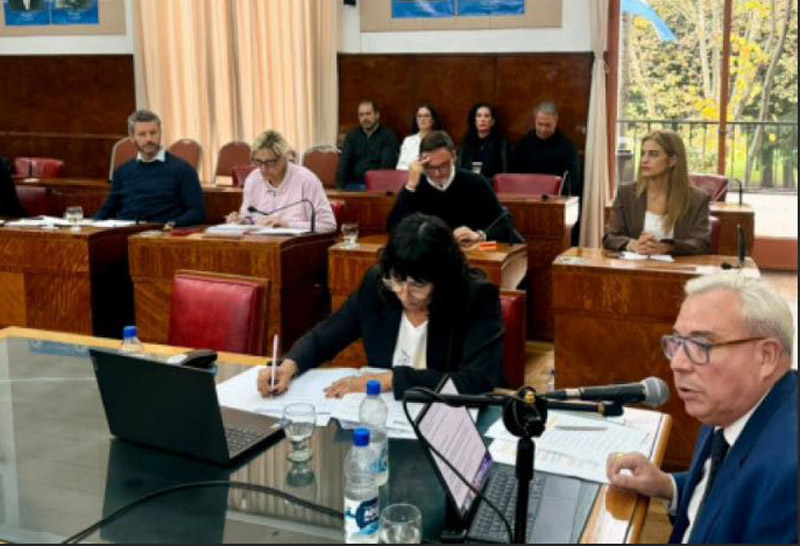 Hacienda: Abordaron los números de la Administración Central y entes descentralizados