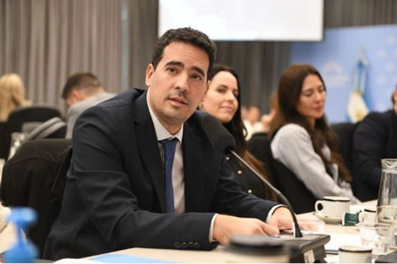 El diputado Adrián Ravier es el nuevo vocero presidencial