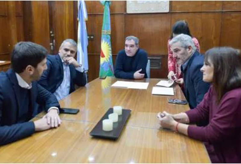 El Municipio firmó un convenio con Camuzzi y Conciencia